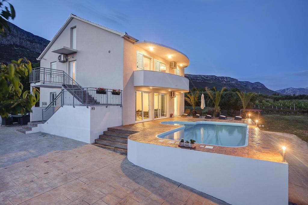 Villa Pia Split Kastela Bagian luar foto